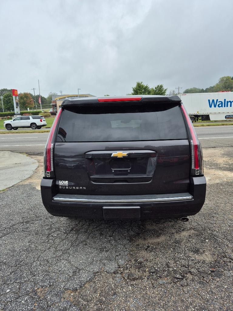 2015 Chevrolet Suburban LTZ - Photo 6