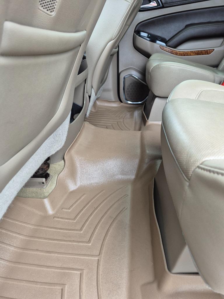 2015 Chevrolet Suburban LTZ - Photo 13