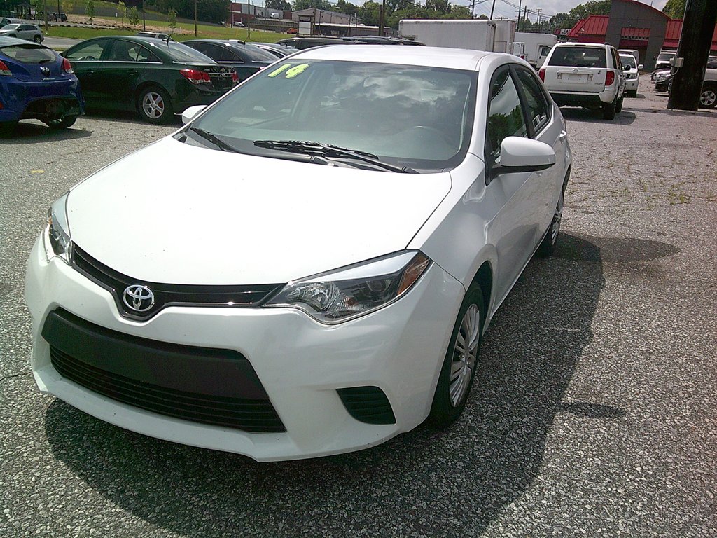 2014 Toyota Corolla S Plus's photo