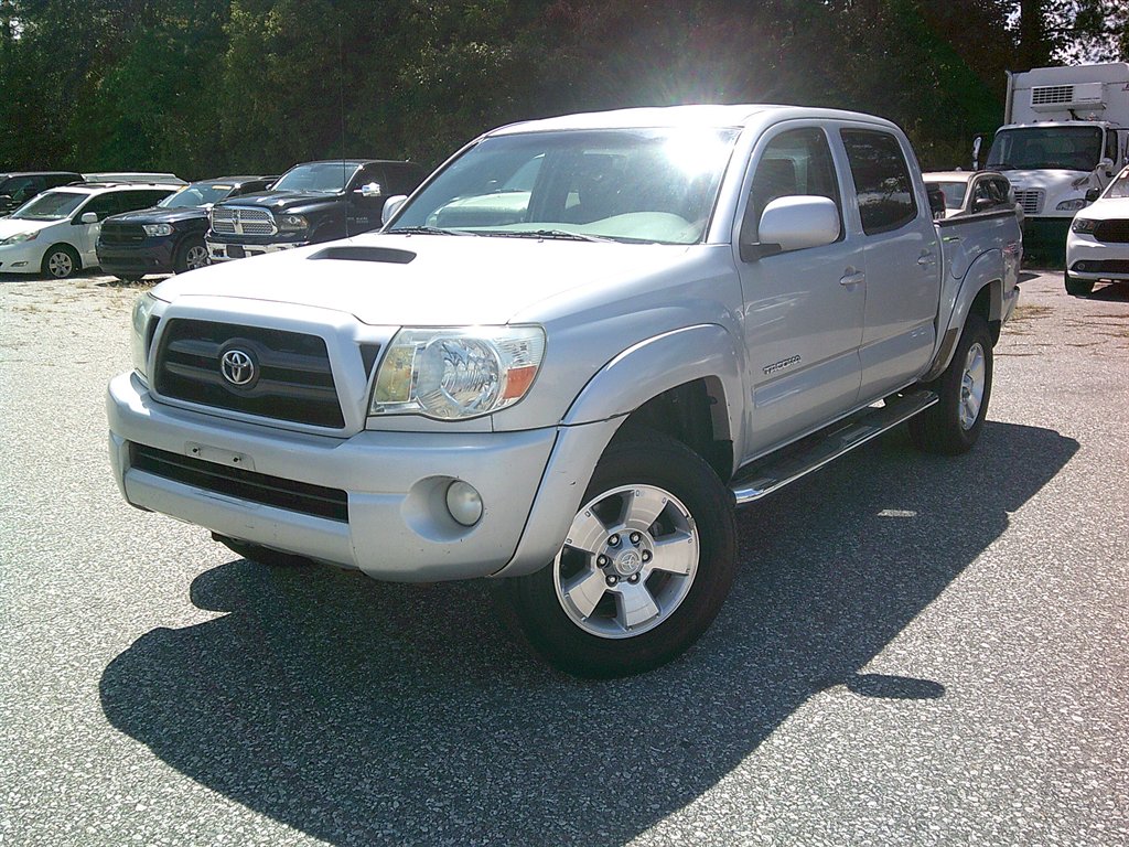 2005 Toyota Tacoma PreRunner's photo