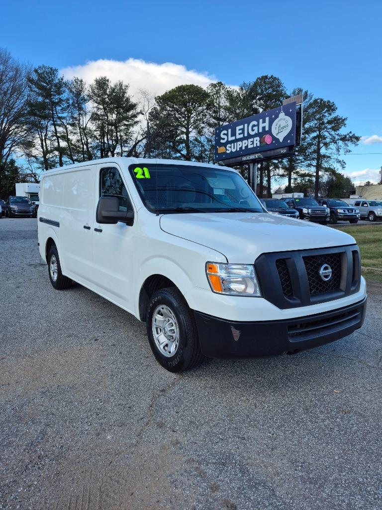 2021 Nissan NV Cargo SV