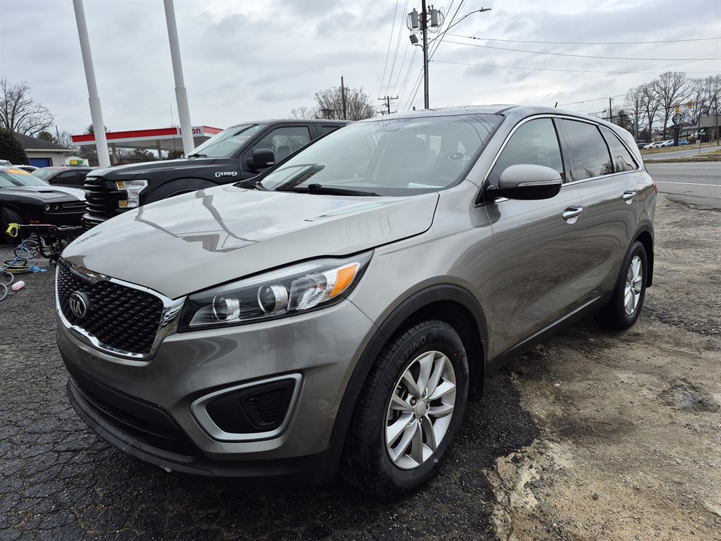 2017 Kia Sorento L