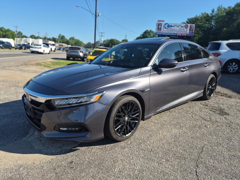 2019 Honda Accord 2.0T Touring Auto's photo